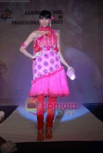 Candice Pinto at Garodia school fashion show in Ghatkopar on 9th May 2010 (5).JPG